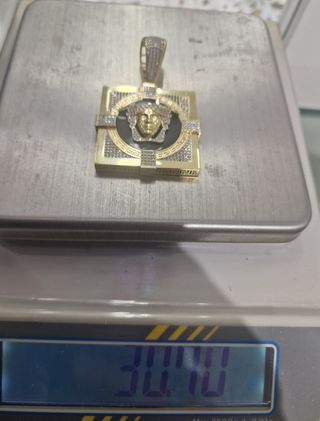 COLGANTE ORO 18KT MEDUSA