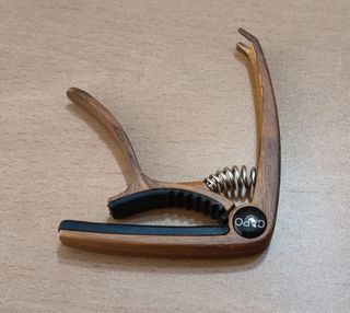 Cejilla para guitarra