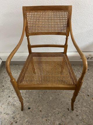 Silla sillon descalzadora butaca madera y mimbre