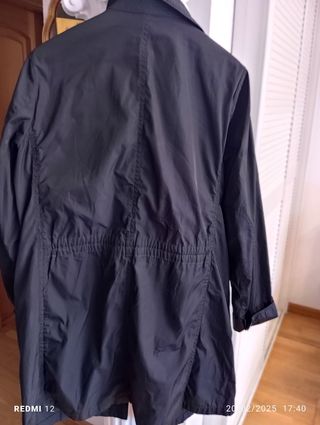 Gabardina Azul Marino 1250 euros nuevo Schneiders