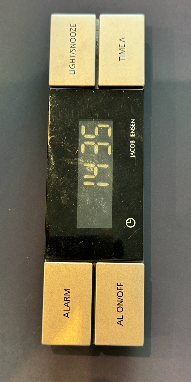 RELOJ SOBREMESA / MESILLA JACOB JENSEN