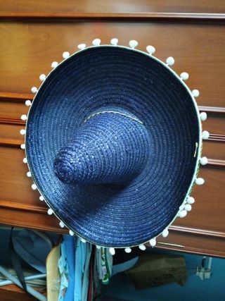 Sombreros varios