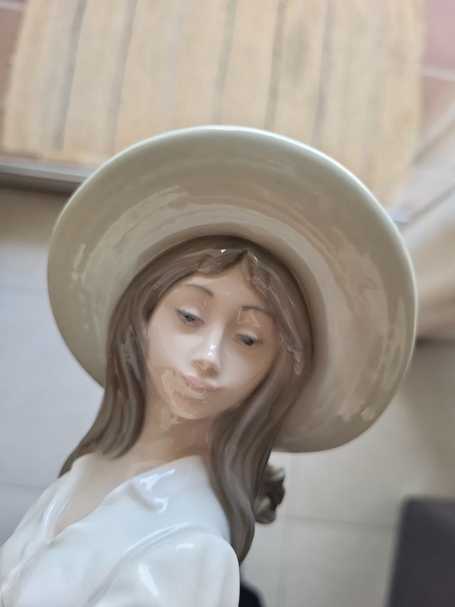 Lladró.,Nao porcelana