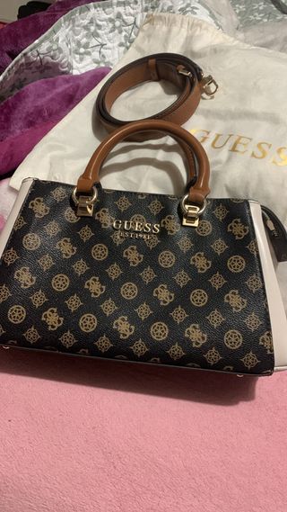 BOLSO CARTERA GUESS totalmente nueva