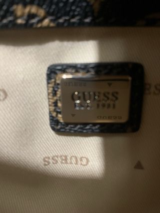 BOLSO CARTERA GUESS totalmente nueva