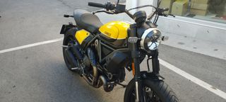 Ducati scrambler full trolthe