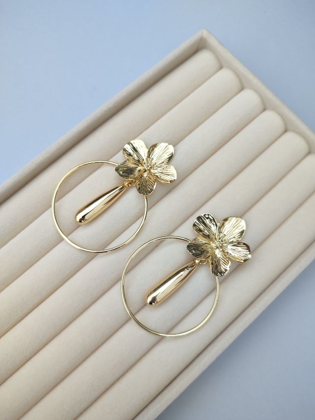 Pendientes de flamenca dorados