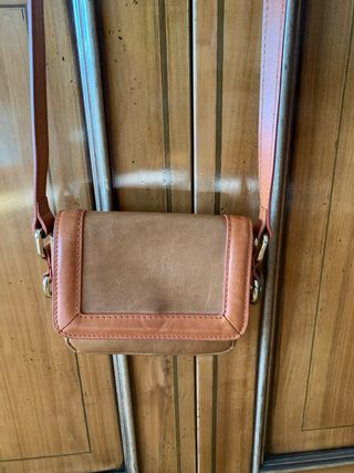 Bolso de cuero bandolera pequeño