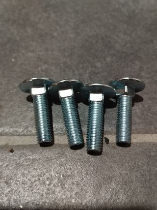 Tornillos , tuercas etc
