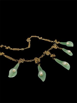 Collana in argento con giada e perle naturali