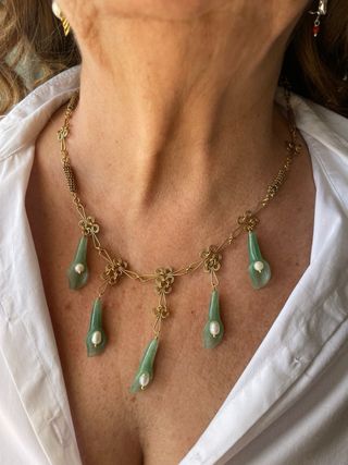 Collana in argento con giada e perle naturali