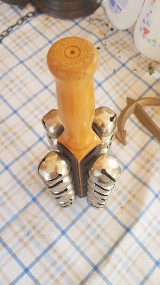 Strumento musicale a sonagli