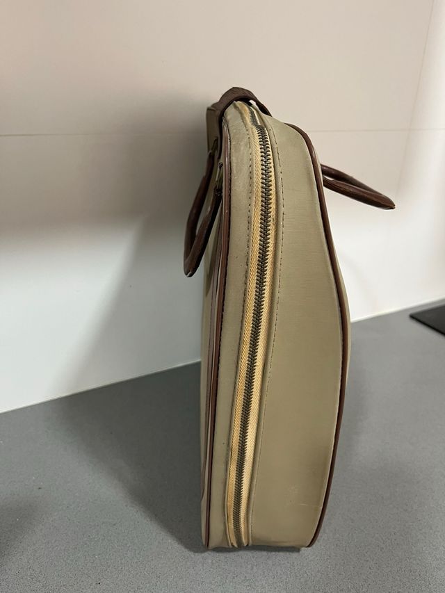 Maquina escribir H. Olivetti