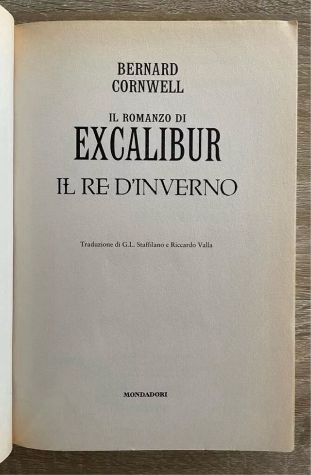 Libro EXCALIBUR Il re d’inverno