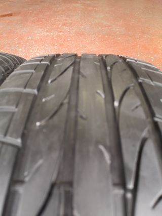 2 neumáticos 215-60R17 BRIDGESTONE 