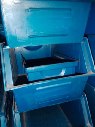 Cajas para almacenamiento de piezas