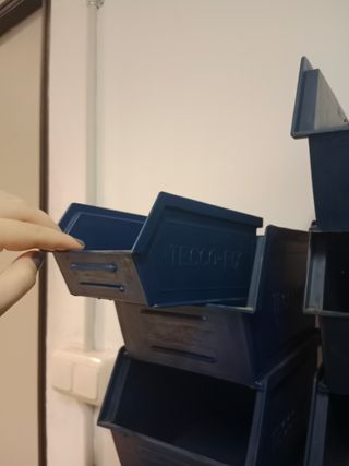 Cajas para almacenamiento de piezas