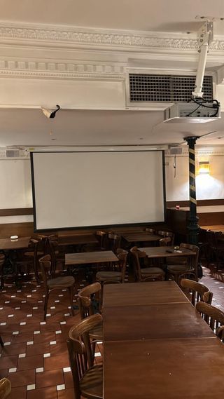 Proyector Optoma hd28i Pantalla y parlantes