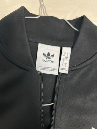 Chaqueta adidas