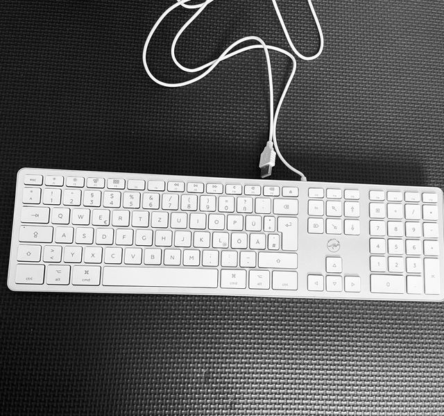 Teclado con Cable USB - Alemán Keyboard