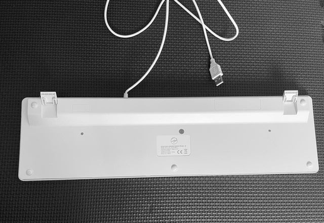 Teclado con Cable USB - Alemán Keyboard