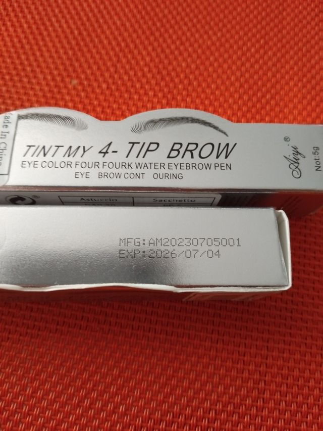 2 LAPIZES DE CEJAS -3puntos