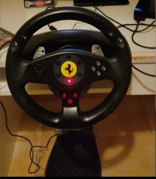 Volante e Pedaliera THRUSTMASTER 