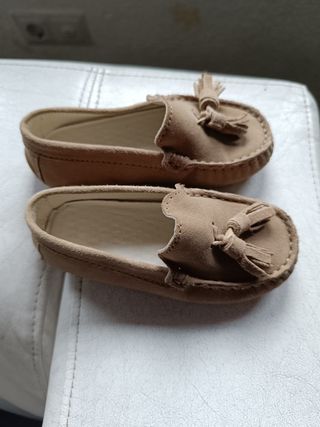 Mocasines beige niño T23 celebracion