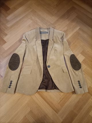 Giacca velluto donna di Zara.