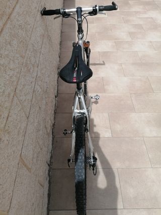 Bicicleta Specialized MTB