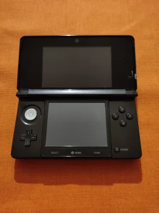 Nintendo 3DS nero con scatola