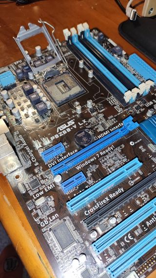 P8Z68-V LX ATX. LGA 1155