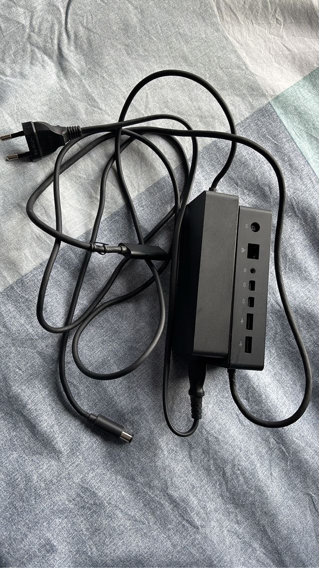 Dock station Surface Model 1661 con cargador