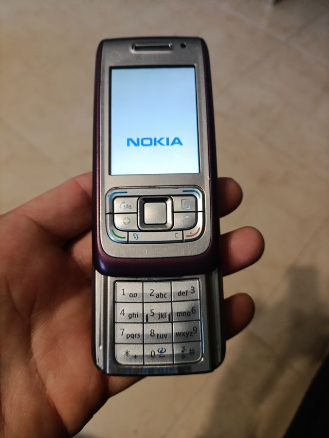 Nokia E65