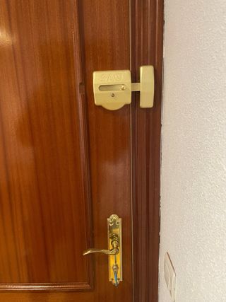 Cerrajero Urgente 24 horas /Tel.616548930 Madrid