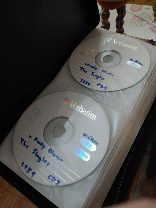 Archivadores, organizadores, CD's