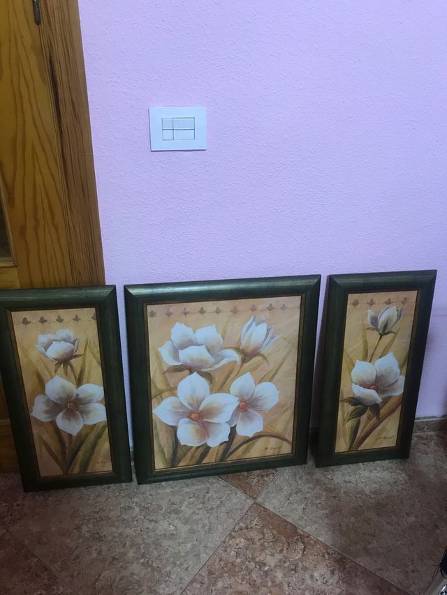 Tres cuadros en lienzo