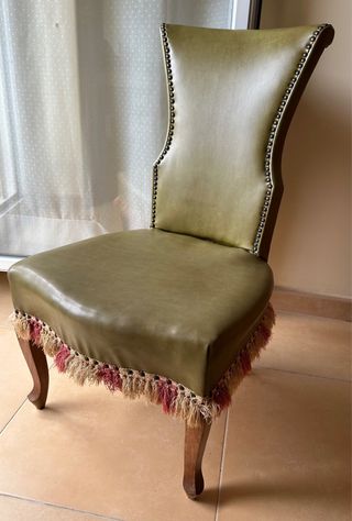 Silla de PIEL Verde VINTAGE con remaches