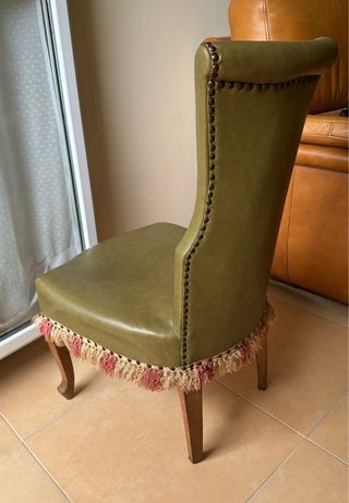 Silla de PIEL Verde VINTAGE con remaches