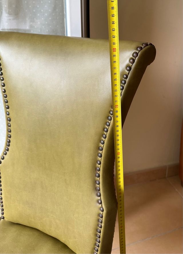 Silla de PIEL Verde VINTAGE con remaches