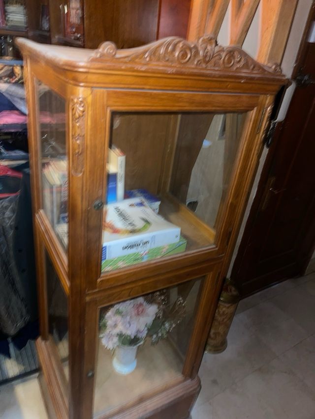 Vitrina Madera Antigua