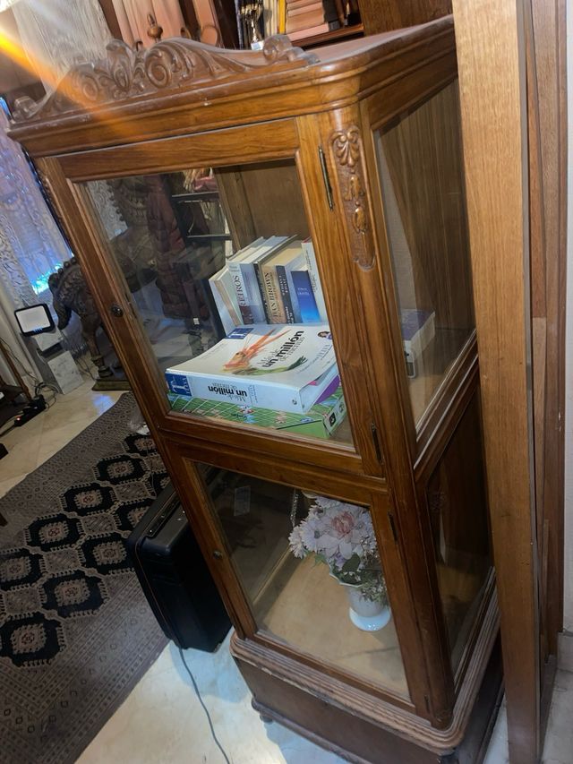 Vitrina Madera Antigua