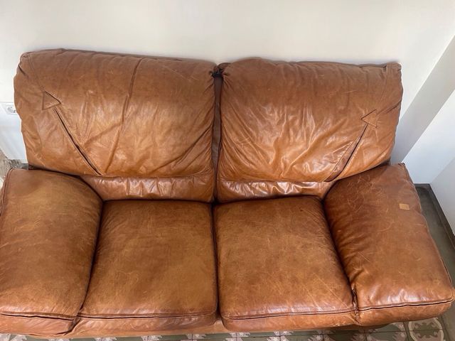Sofa cuero dos plazas