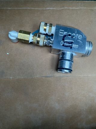 Bomba recrubrimiento Nordson Encore