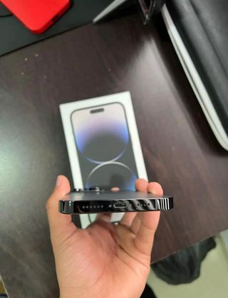 . iPhone 14 pro Max
