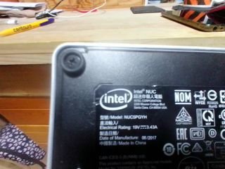 PC NUC 5PGYH WIN 11 24H2 E ANDROID TV