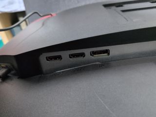 Monitor curvo 27" QHD 2K AOC