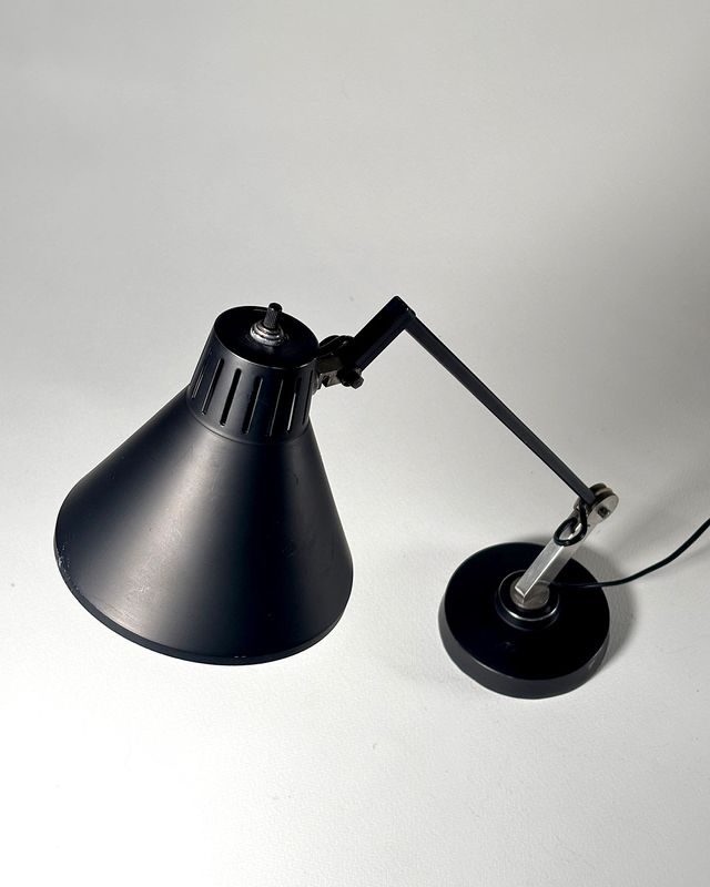 Lampada da tavolo anni 60 tecnolampada nera