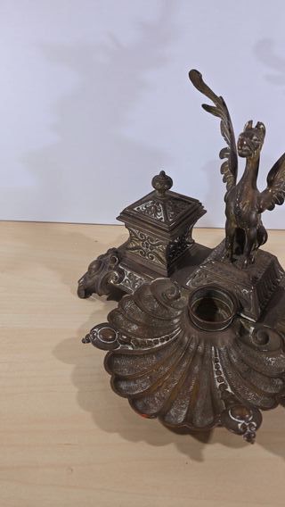 TINTERO DE HIERRO ART DECO