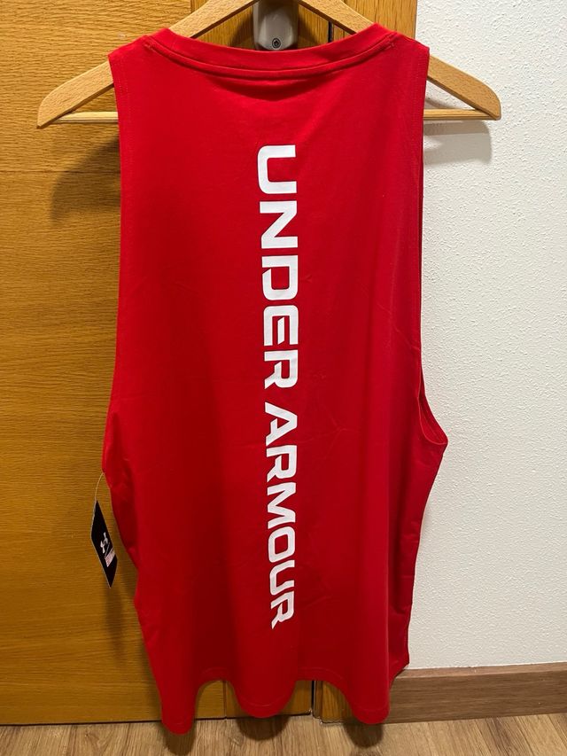 Camiseta roja Under Armour Talla L